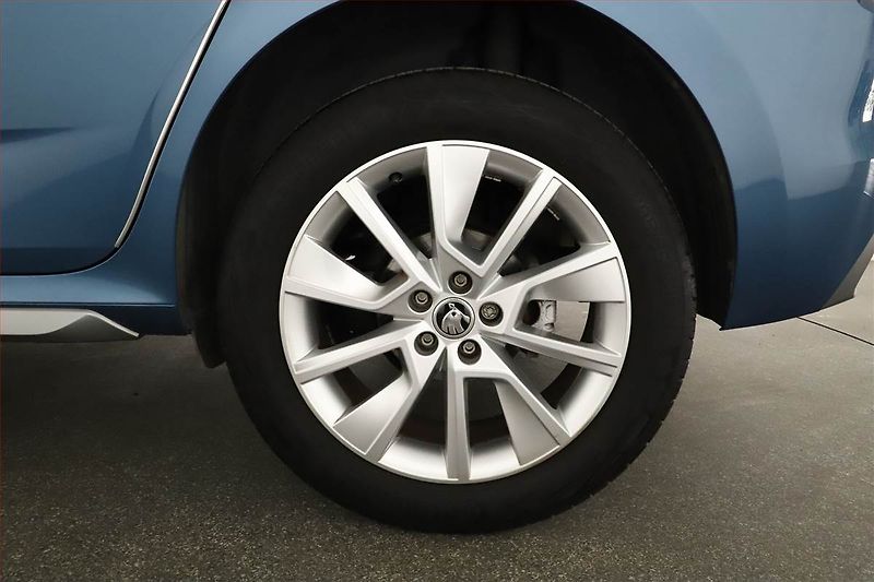 Škoda Kamiq (2020) Style 1.6 TDI, Serv.kniha - fotka 11 z 13