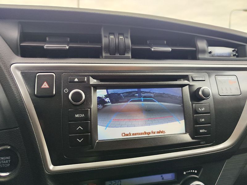 Toyota Auris 1.33 Dual VVT-i/73kW Active - fotka 17 z 28