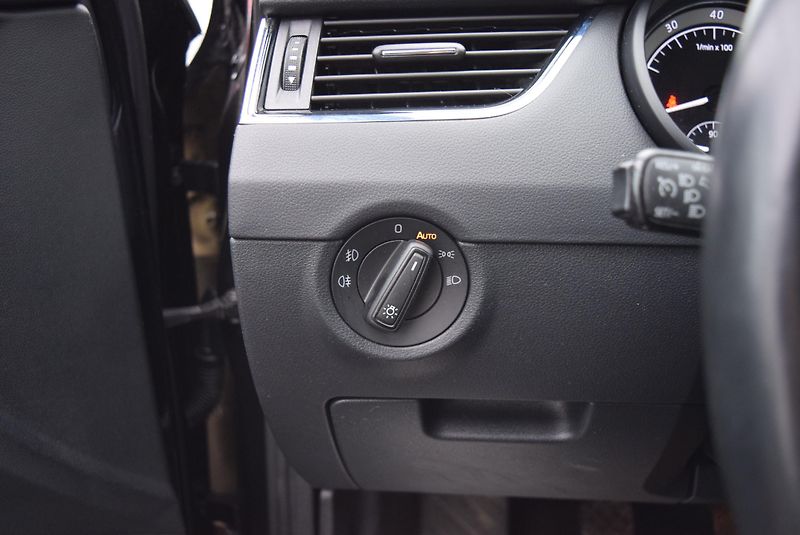 Škoda Octavia (2018) 1.5TSI 110kwSTYLE FULL LED TAŽ - fotka 32 z 50