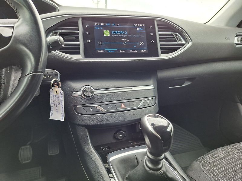 Peugeot 308 SW ACTIVE PACK 1.5 BHDi 130k M - fotka 20 z 26