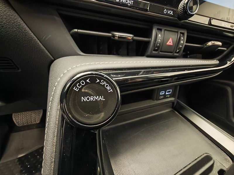 Lexus NX 450h plus 450h+,Executive,4x4, - fotka 37 z 44