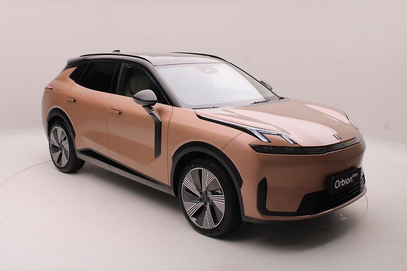 Lynk & Co 08 (2025) MORE PHEV - fotka 14 z 68