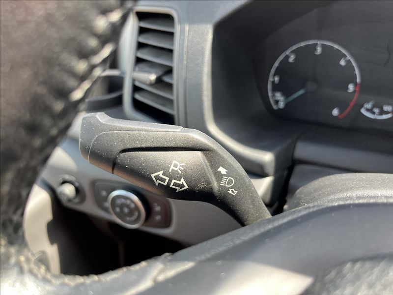 Ford Transit 2,0 TDCi 96KW 7MÍST L3 ČR -DPH - fotka 22 z 36