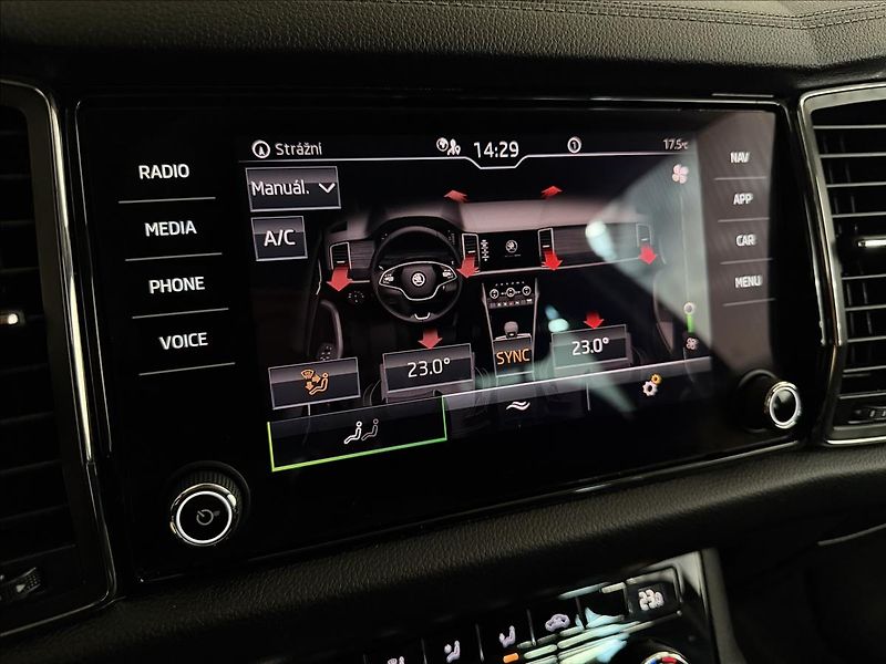 Škoda Kodiaq 2.0TDI 110kW DSG ACC 1MAJ - fotka 24 z 37