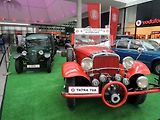 Legendární automobily značky Tatra z kopřivnické automobilky jsou nyní k vidění v ostravském nákupním centru Forum Nová Karolina.