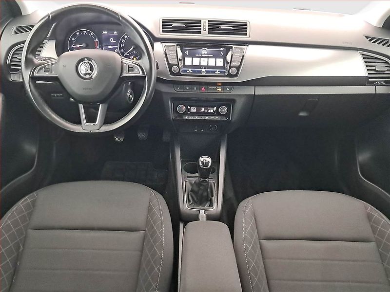 Škoda Fabia (2018) 1.0 TSI, Tempomat - fotka 8 z 17