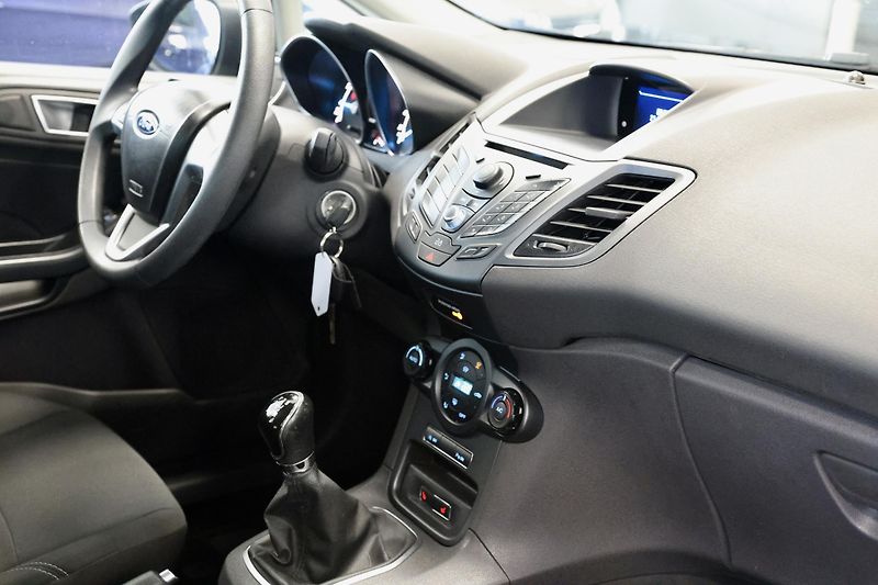 Ford Fiesta (2013) 1.0 59kW Digi Klima 33000KM - fotka 15 z 20