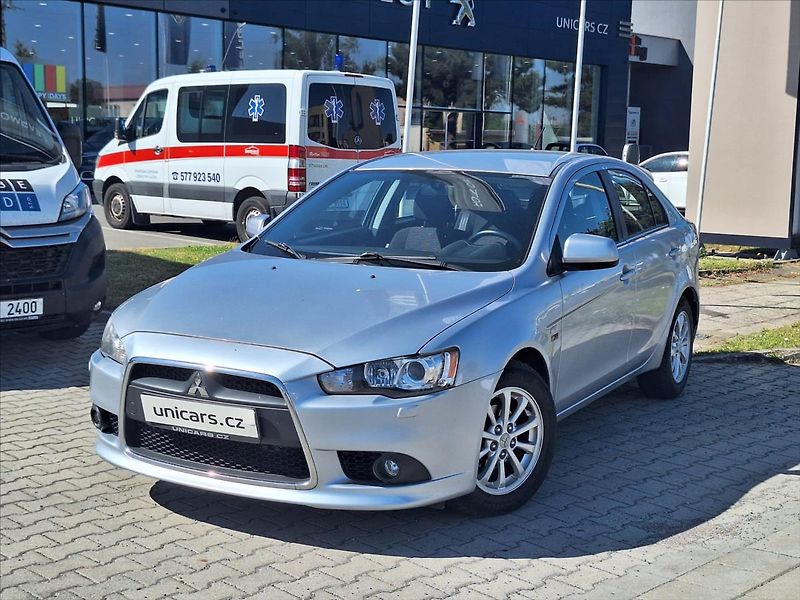 Mitsubishi Lancer 1,6   poctivý komplet servis - fotografie inzerátu