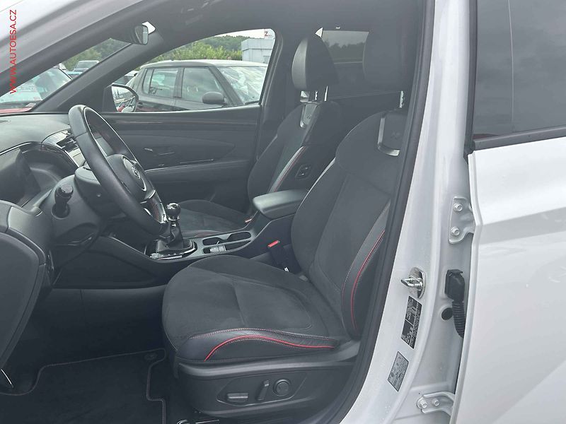 Hyundai Tucson (2021) 1.6 TGDi, 1.maj,ČR, N-Line - fotka 9 z 19