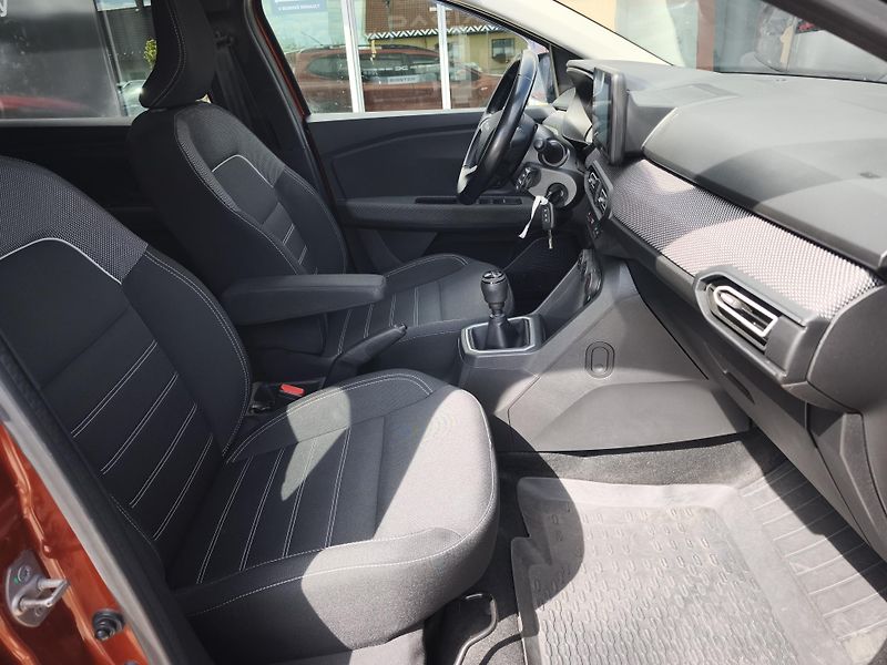 Dacia Jogger 2023 ČR 1.0 ECO-G Expression - fotka 16 z 31