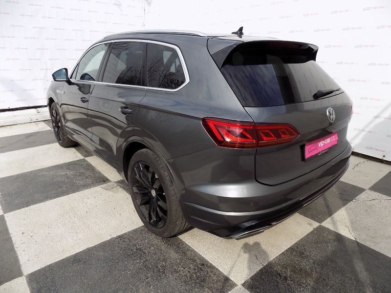 Volkswagen Touareg (2018) 3.0TDI/R-Line/4x4/AT/Matrix/ - fotka 3 z 47