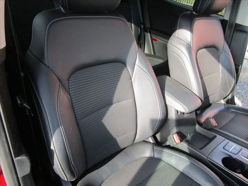 Ford Kuga 2.0 EcoBlue AWD, Titanium, aut - fotka 20 z 44