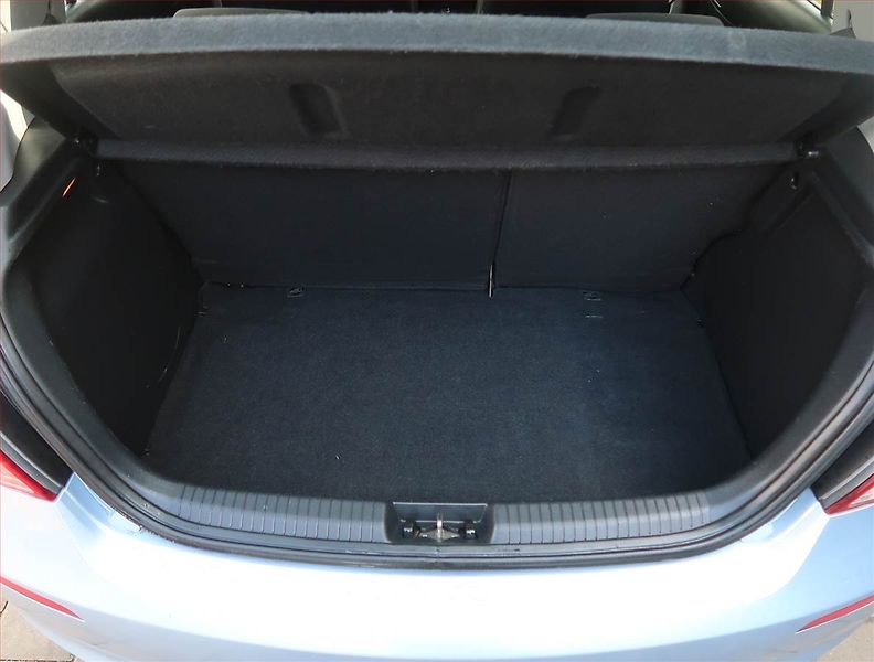 Kia Ceed (2013) Top 1.6 GDI, Serv.kniha - fotka 14 z 17
