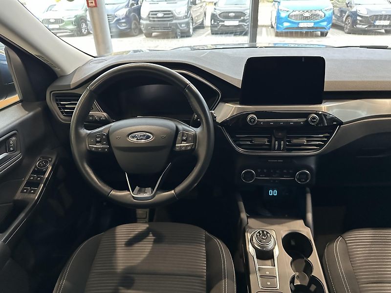 Ford Kuga Titanium 2.5i HEV 190k aut. - fotka 11 z 26