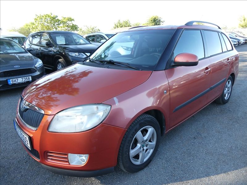 Škoda Fabia 1,4 TDi 59kW klima, závěs - fotka 3 z 39