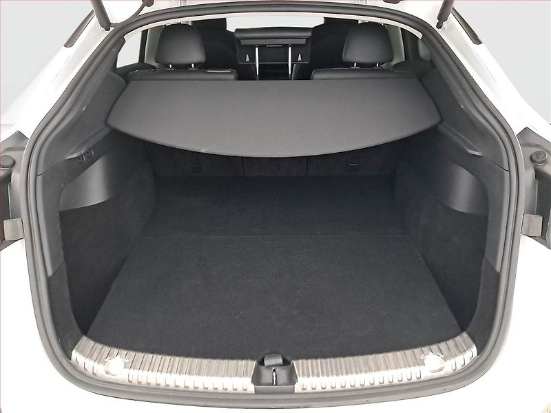 Tesla Model Y (2022) Long Range AWD 79kWh, SoH 91% - fotka 14 z 22