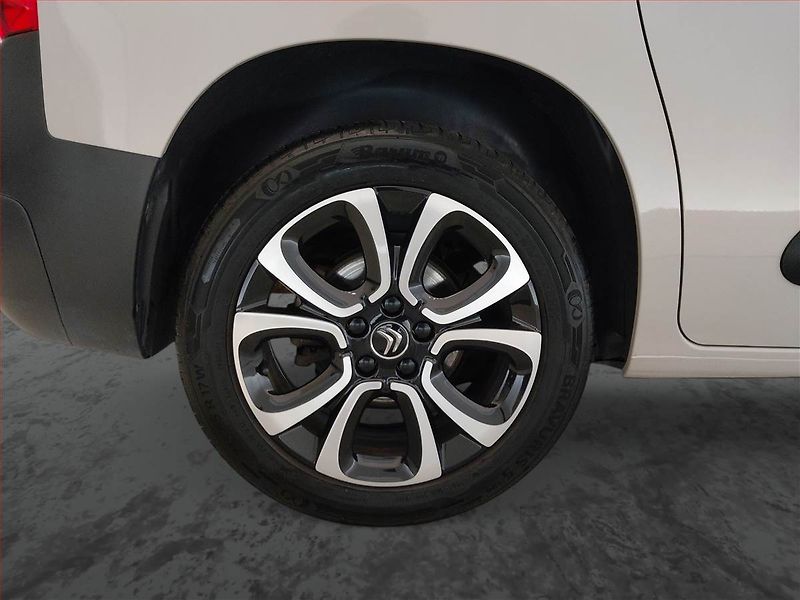 Citroën Berlingo (2019) Shine 1.5 BlueHDi, 5Míst, ČR - fotka 15 z 17