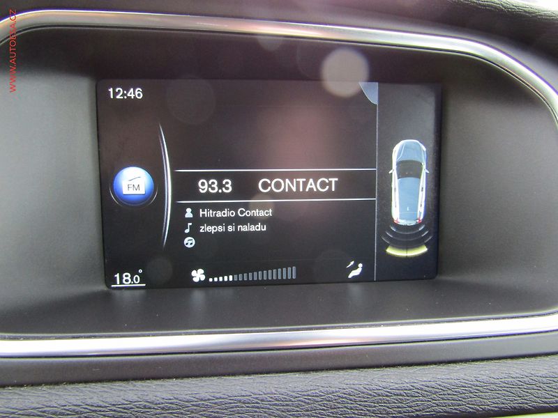 Volvo V40 (2016) 2.0D, AC, temp - fotka 16 z 17