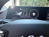 Kia EV6 (2023) PREMIUM-PLUS-AWD-SOH 96%-TOP - náhled 31