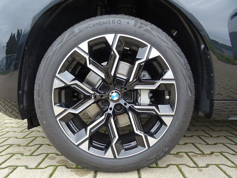 BMW X3 xDrive 40d - fotka 6 z 6