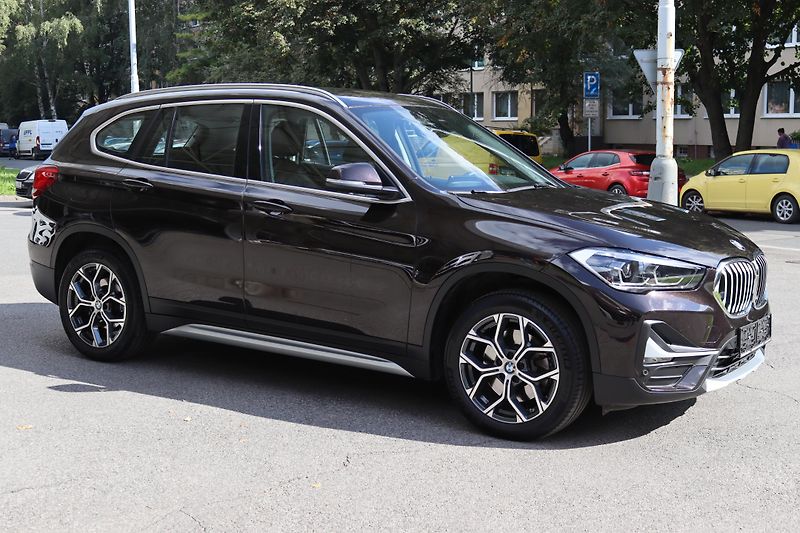 BMW X1 XDRIVE 25i F48 170kW - fotka 8 z 50