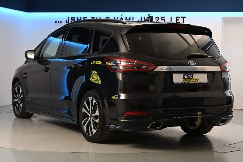 Ford S-MAX (2022) 2.0 ST-LINE 140 KW 4x4 LED ACC - fotka 7 z 43
