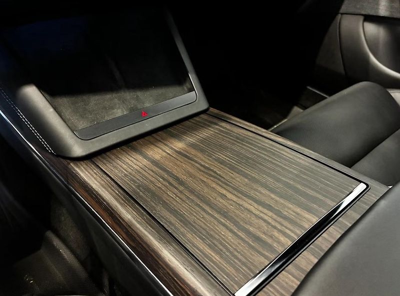 Tesla Model S LR AWD Vzduch Yoke Pano Matrix - fotka 19 z 21