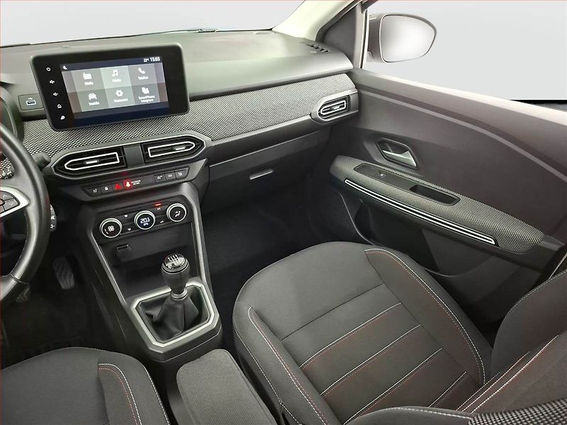 Dacia Jogger (2023) Extreme 1.0 TCe, Serv.kniha - fotka 8 z 17