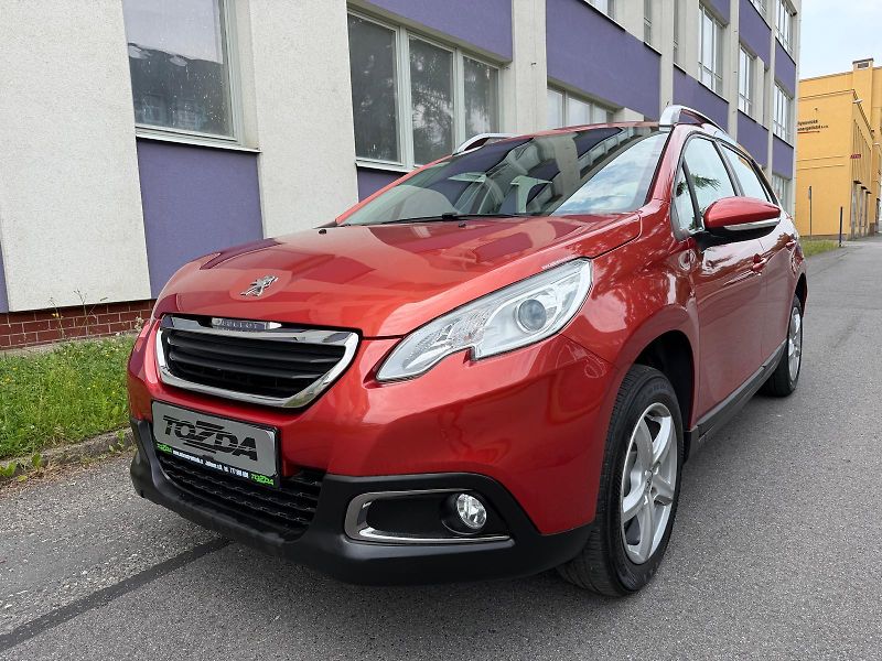 Peugeot 2008 1,2 PureTech / servis.kn./  - fotka 1 z 22