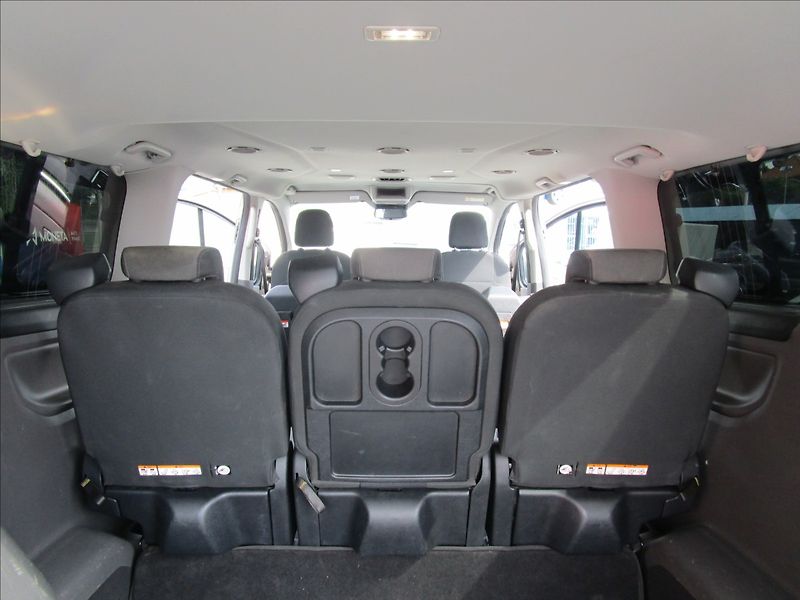 Ford Tourneo Custom 2.0TDCi L2 Titanium, 8 míst - fotka 52 z 57