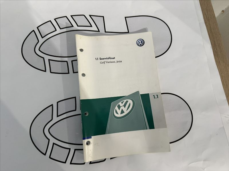 Volkswagen Golf 1,4   TSI 90KW TREND TAŽNÉ - fotka 18 z 18