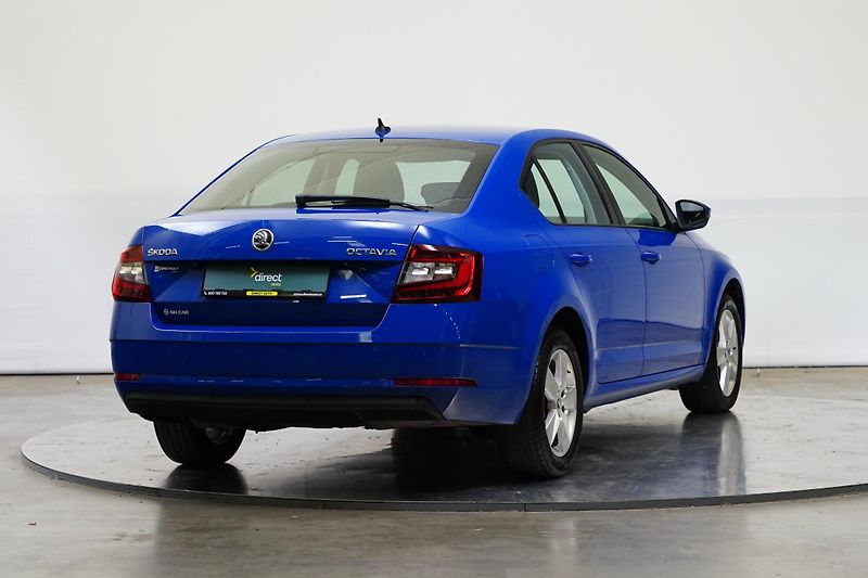 Škoda Octavia - fotka 2 z 28