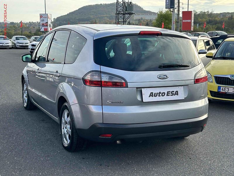 Ford S-MAX (2006) 2.0TDCi 7míst, STK9/28 - fotka 6 z 17