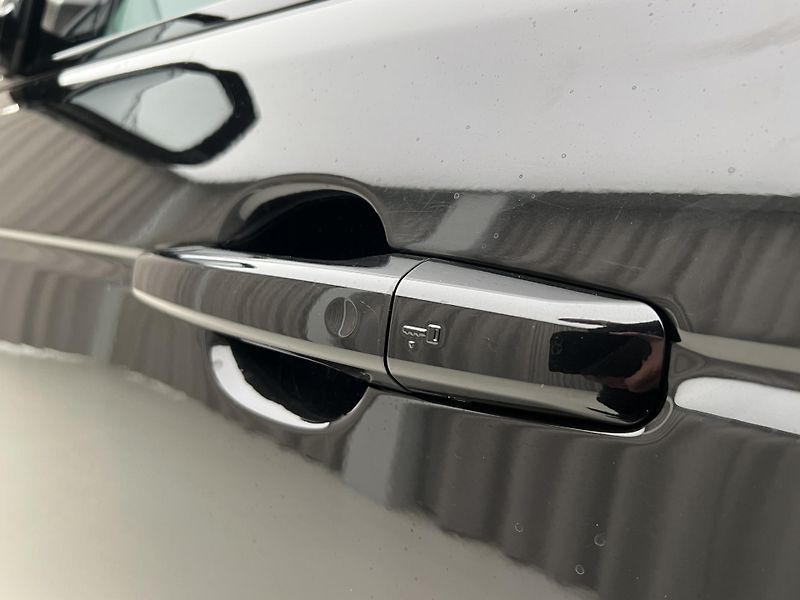 Land Rover Range Rover 4.4 SDV8 VOGUE AUT CZ - fotka 15 z 52