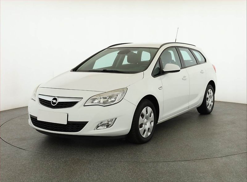 Opel Astra (2012) 1.7 CDTI, Serv.kniha, nová STK - fotka 2 z 15