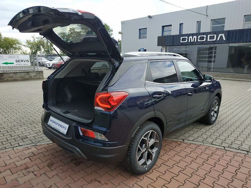 KGM Korando 1.5T, SMART,2WD, AT, SKLADEM - fotka 8 z 36