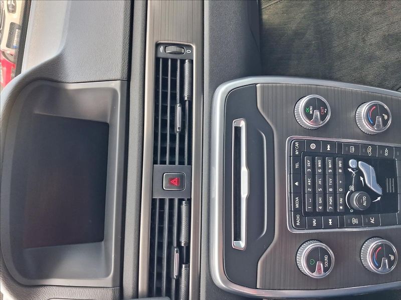 Volvo V70 2,0 133KW,servis,vada turba - fotka 13 z 14