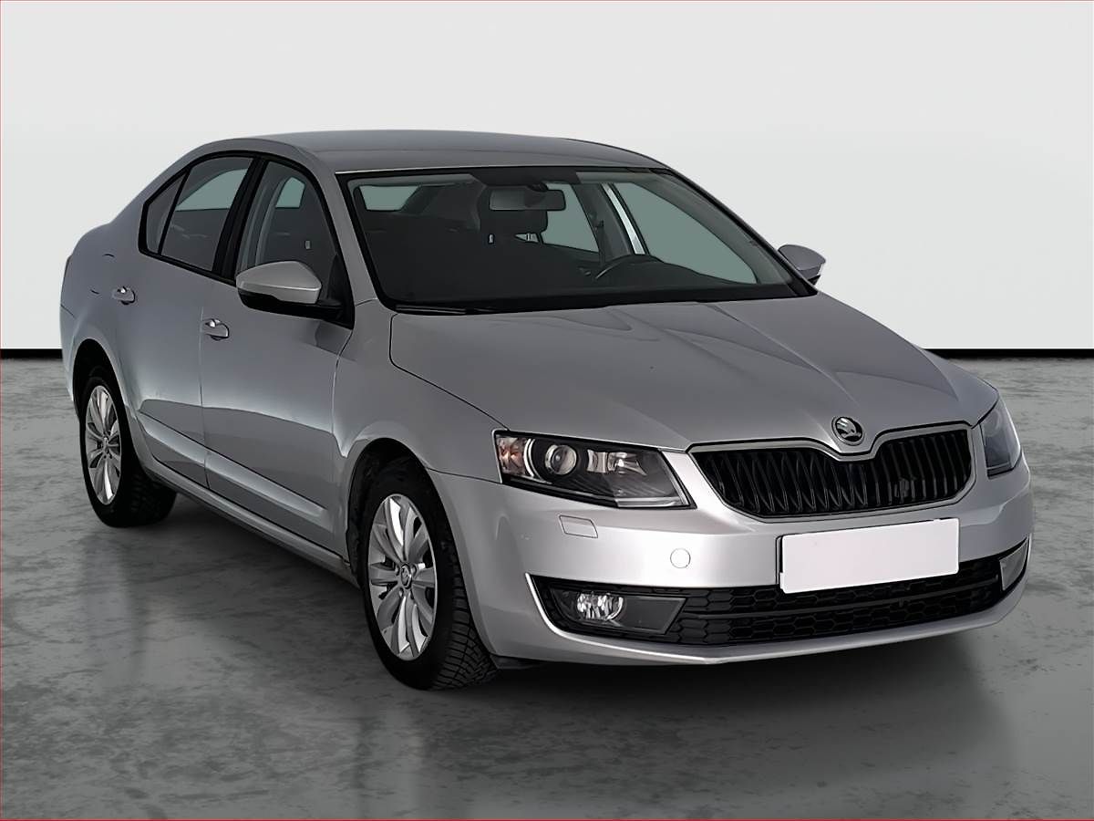 Škoda Octavia 1.6 TDI, Xenony, Tempomat