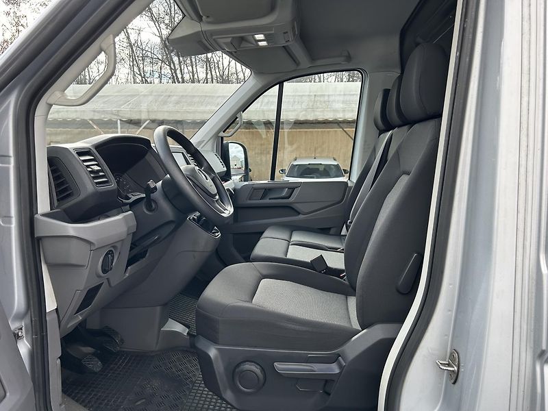 Volkswagen Crafter 2.0 TDI L2 H2 - fotka 8 z 22