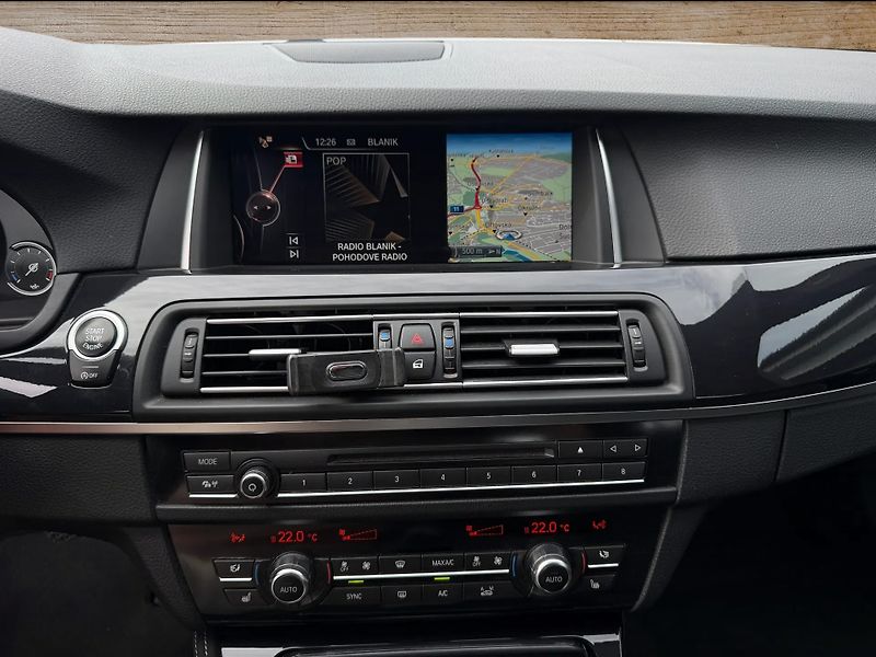 BMW Řada 5 (2016) +530xd+ČR+DPH+ - fotka 16 z 20