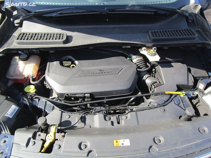 Ford Kuga 1,6-110KW-NOVÉ ROZVODY+OLEJ - fotka 25 z 26