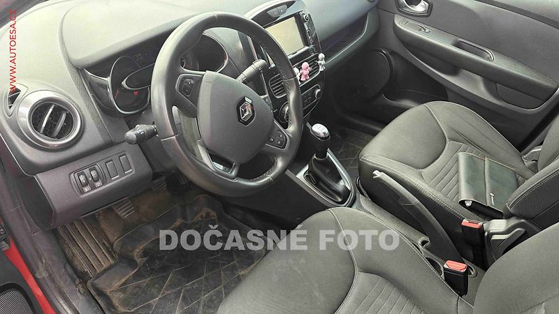 Renault Clio (2018) 1.2i, 1.maj,ČR, AC, tempo - fotka 3 z 3