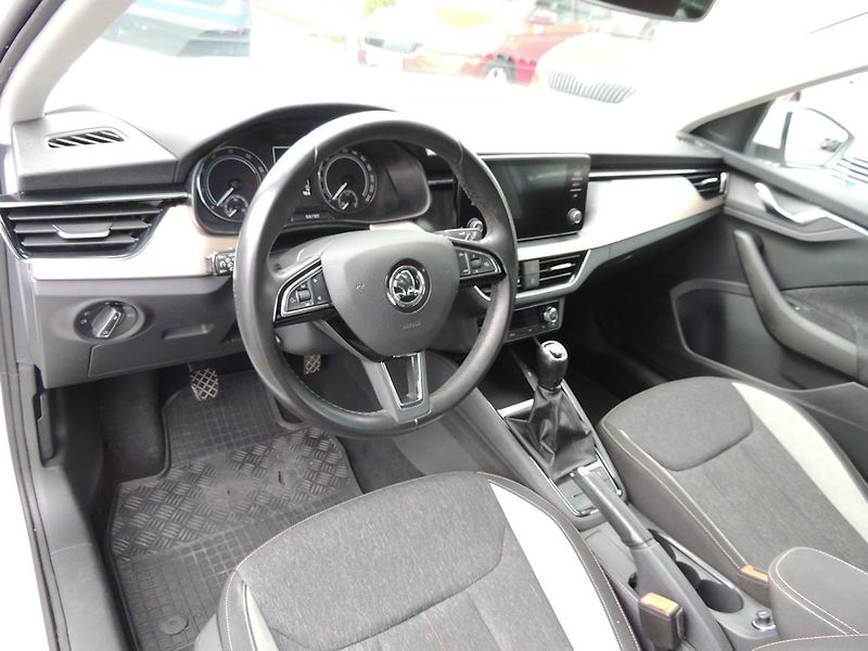 Škoda Scala (2020) 1.0TSi,85kw,Style,full LED,ČR - fotka 15 z 55