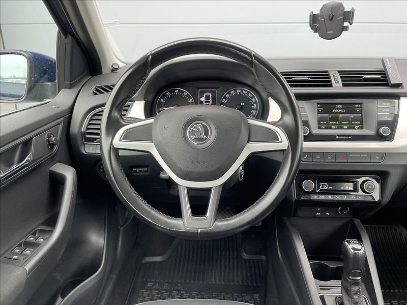 Škoda Fabia 1,2 TSI 81KW DSG STYLE,ČR. - fotka 10 z 25