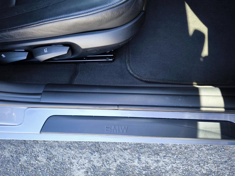 BMW Řada 1 116i 85kW SERVISKA - fotka 31 z 82