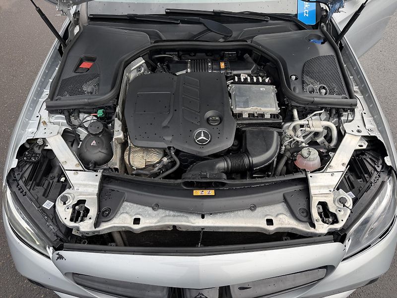 Mercedes-Benz Třídy E Kombi E 300De hybrid navigace  - fotka 10 z 23