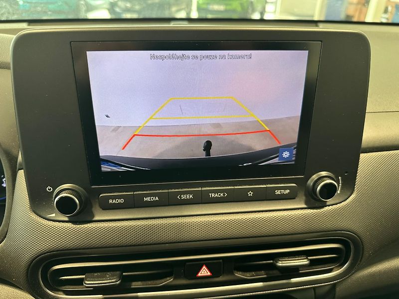 Hyundai Kona (2022) 1.0i,120HP,ČR,1.majitel,záruka - fotka 10 z 16
