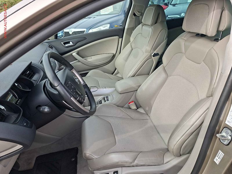 Citroën C5 (2010) 2.0 HDi, 2.maj,ČR, STK4/28 - fotka 8 z 21