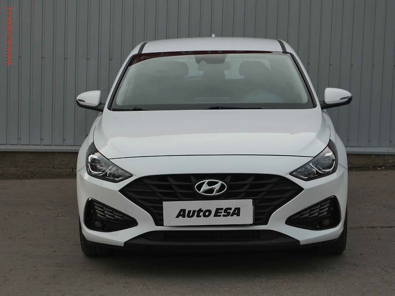 Hyundai i30 (2020) 1.5DPi, ČR, Comfort - fotka 2 z 20