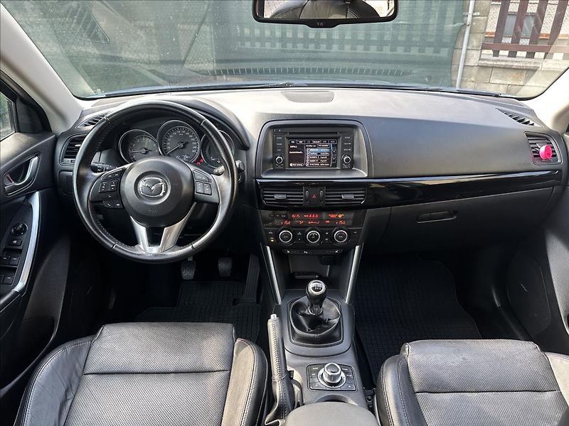 Mazda CX-5 2,0 Sports-Line 4x4 - fotka 14 z 35